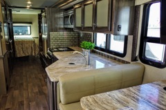 自走式Motor home at California RV Show 2019
