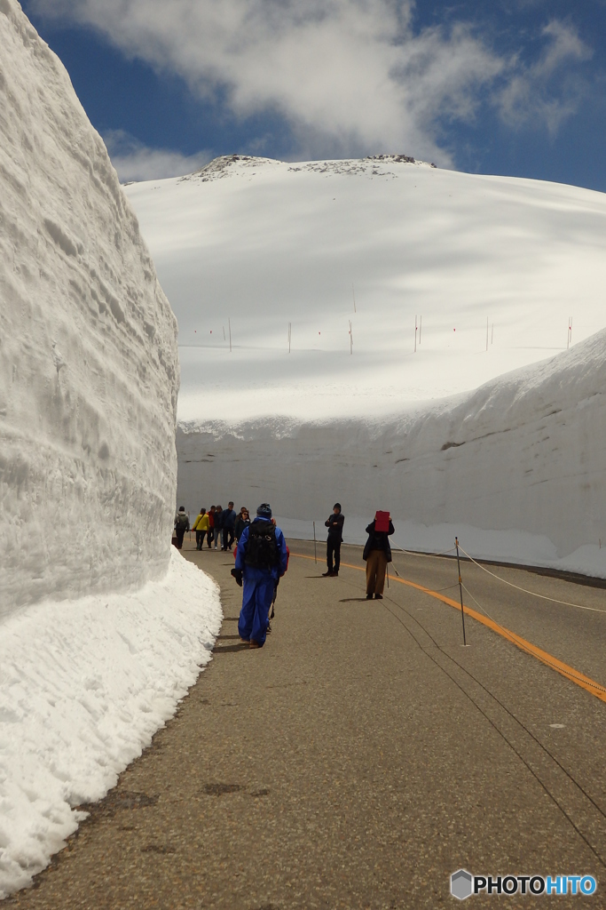 立山　雪大谷　その２