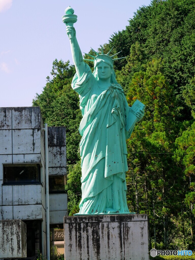 自由の女神です。一応