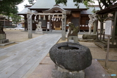 日常の情景・ハート型手水鉢