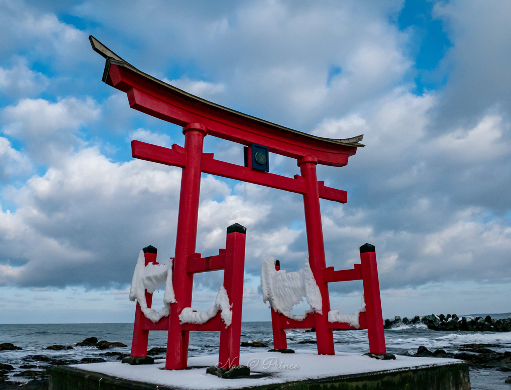 凍える鳥居