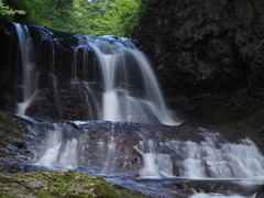 平和の滝