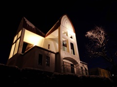 夜の函館聖ヨハネ教会