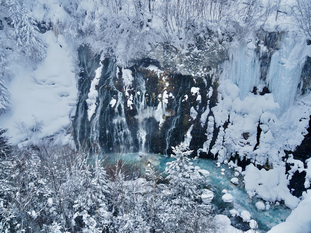 白髭の滝と氷瀑　その１