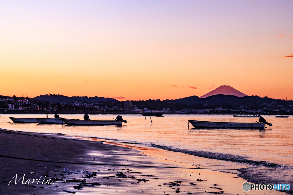夕暮れの海岸