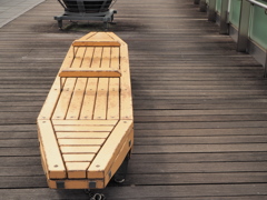 ベンチ＠岐阜駅