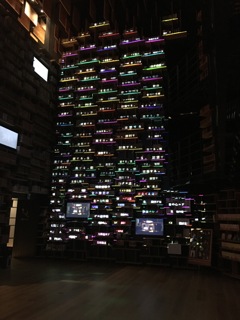 スクリーン本棚