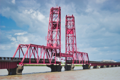 Lift bridge: Fukuoka side