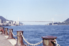 関門海峡と関門橋