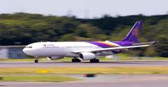 流し撮り（成田空港）