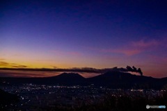 阿蘇の夜明け