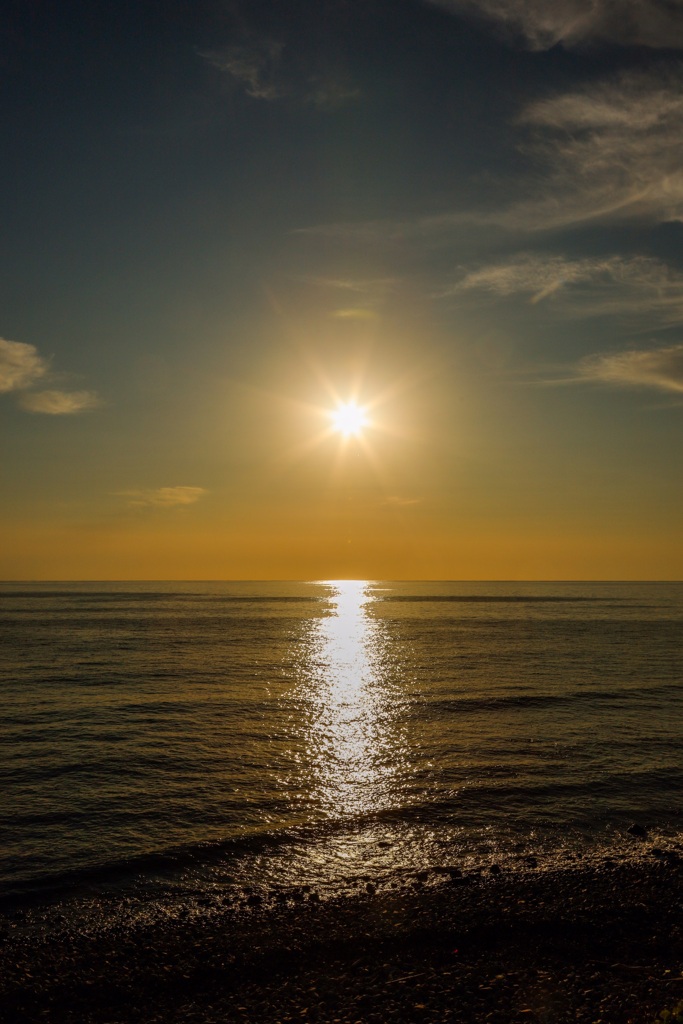 夕暮れ前の海岸2