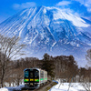 雪山と鉄道はよく似合う