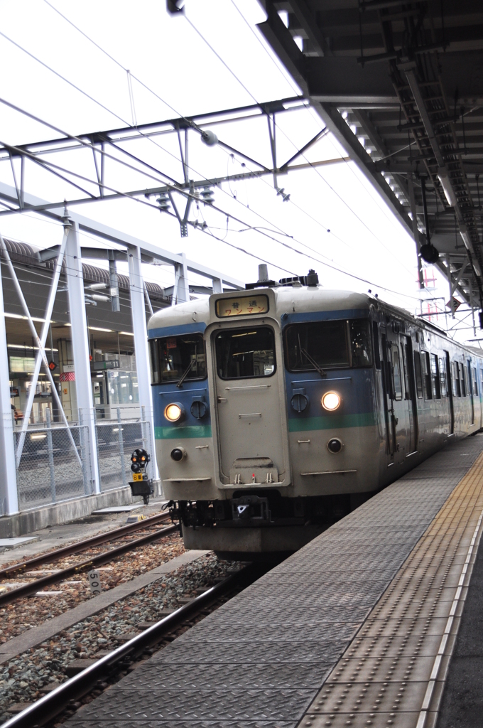 しなの鉄道　長野色、入線!!④