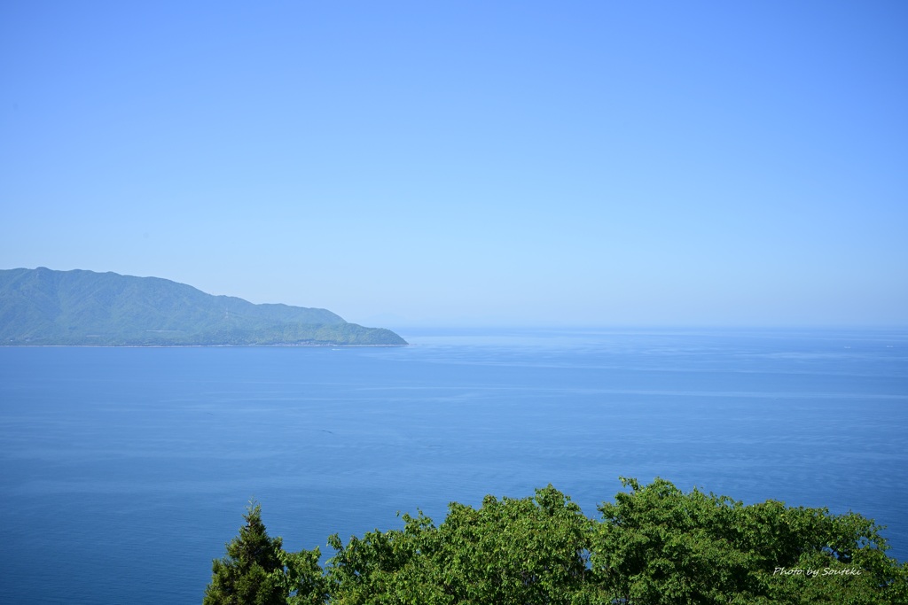 空と海の境界線