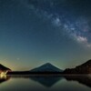 富士山と星空