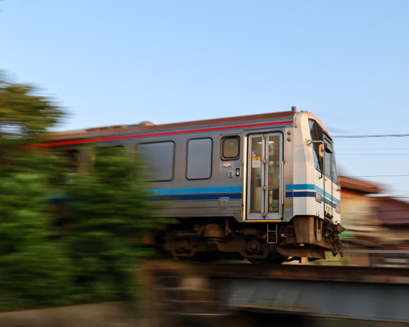 早朝の回送