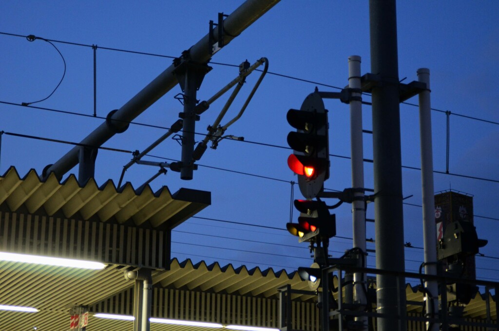 STATION　夜明け前④