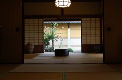 旧家にて　弐
