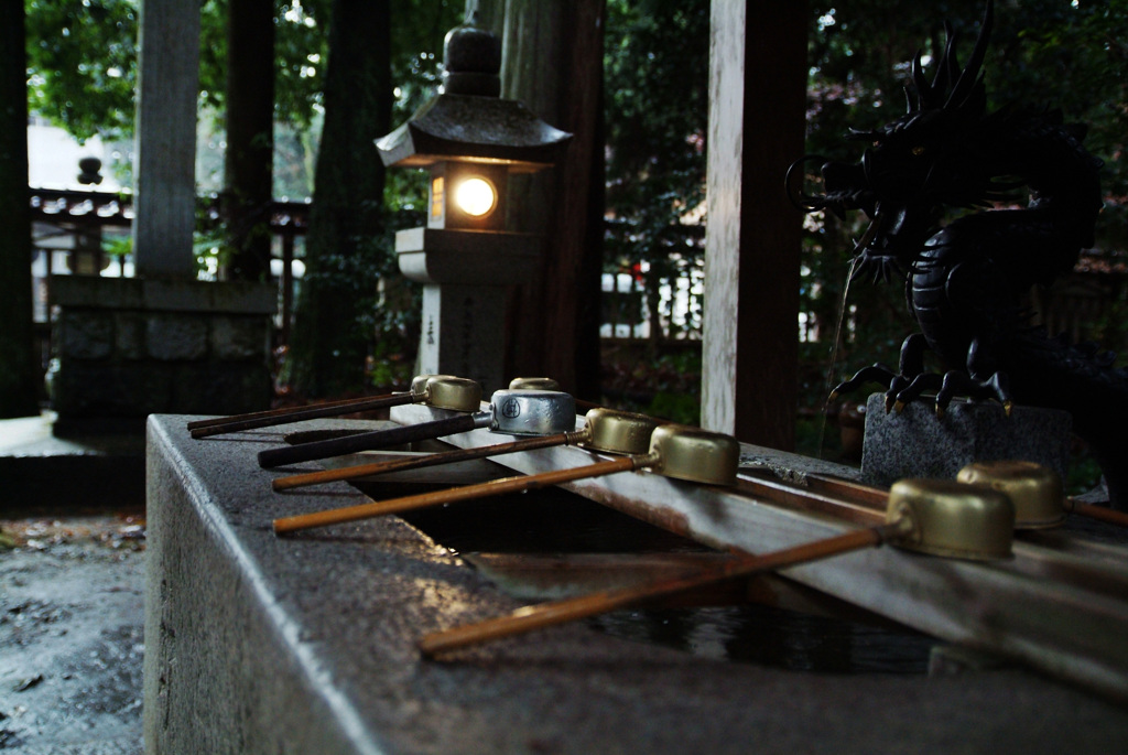 朝の神社