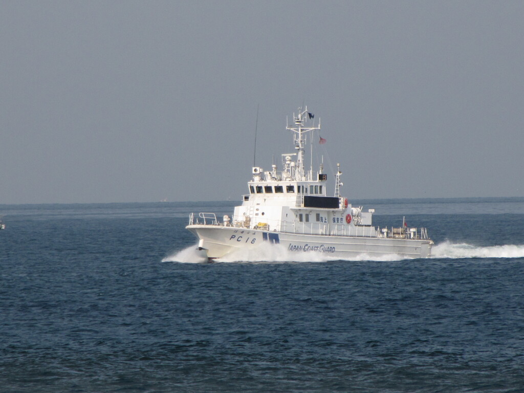 明石海峡　舞子沖　巡視艇はるなみ