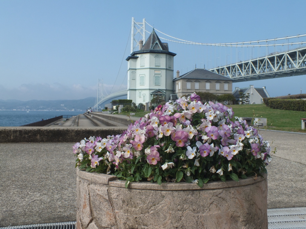 孫文記念館と明石海峡大橋2