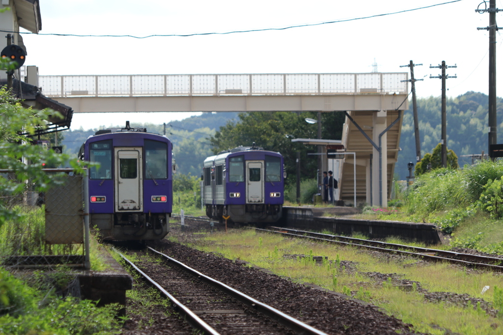 関駅