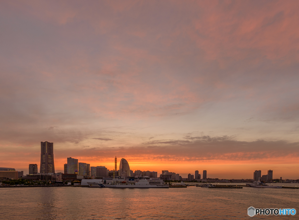 Minato Mirai Sunset