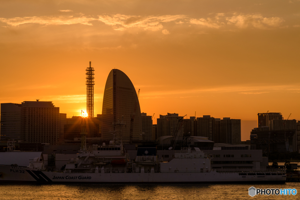 Minato Mirai Sunset