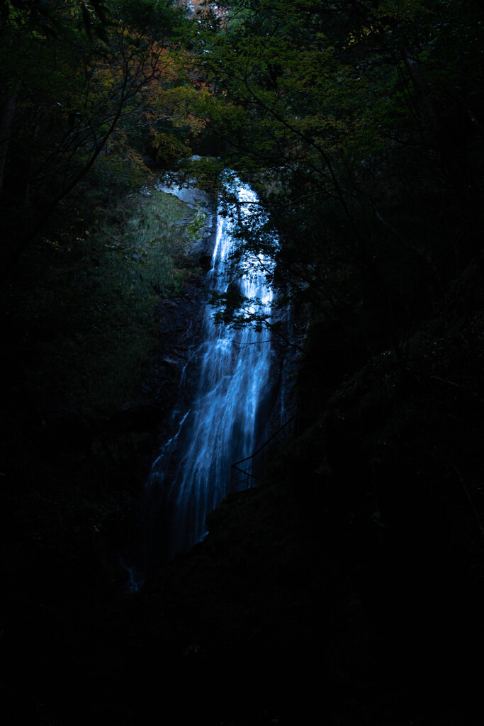 幽玄の滝