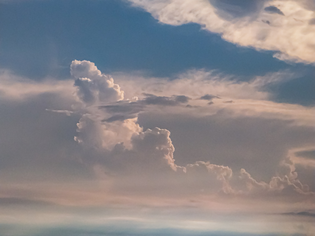 夏雲