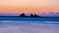 三ツ石海岸　夜明け前