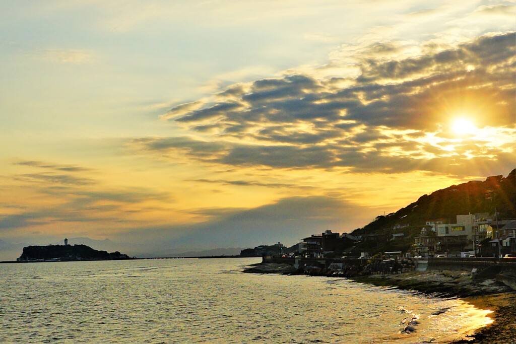 残照　江の島