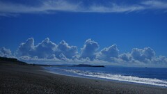 夏雲と秋雲との間に