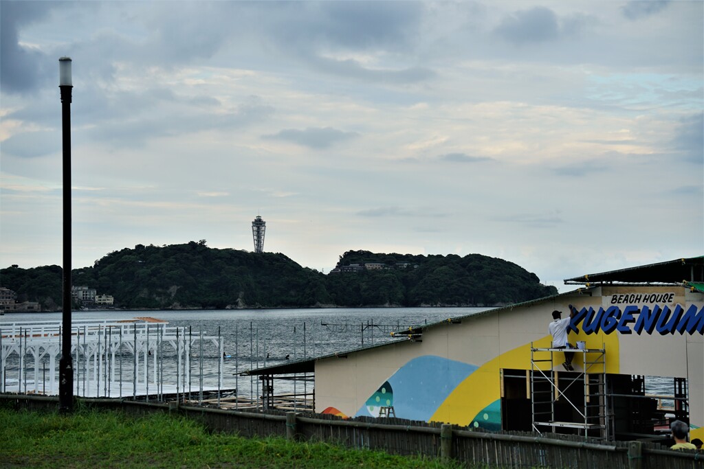 海の家製作中　江の島