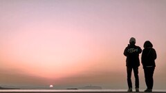 夜明けの二人