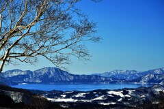 田沢湖遠望