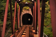 トンネルの先にまたトンネルが・・
