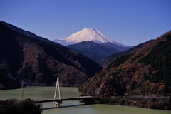 丹沢湖から　１