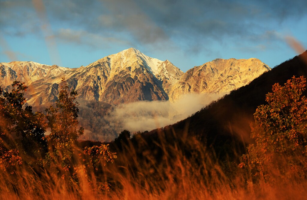 心躍る　モルゲンロート　　白馬栂池高原から