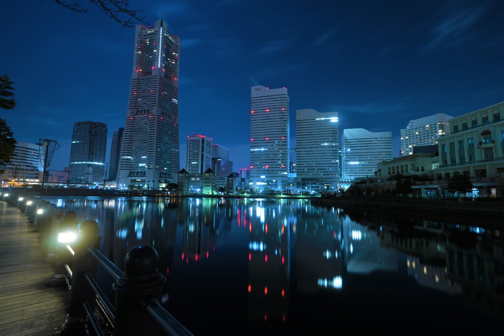 ミッドナイトタウン