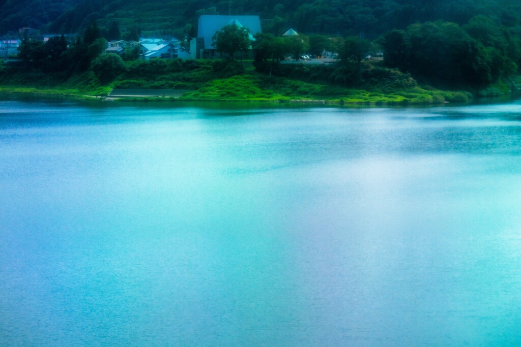 みちのく  湖上