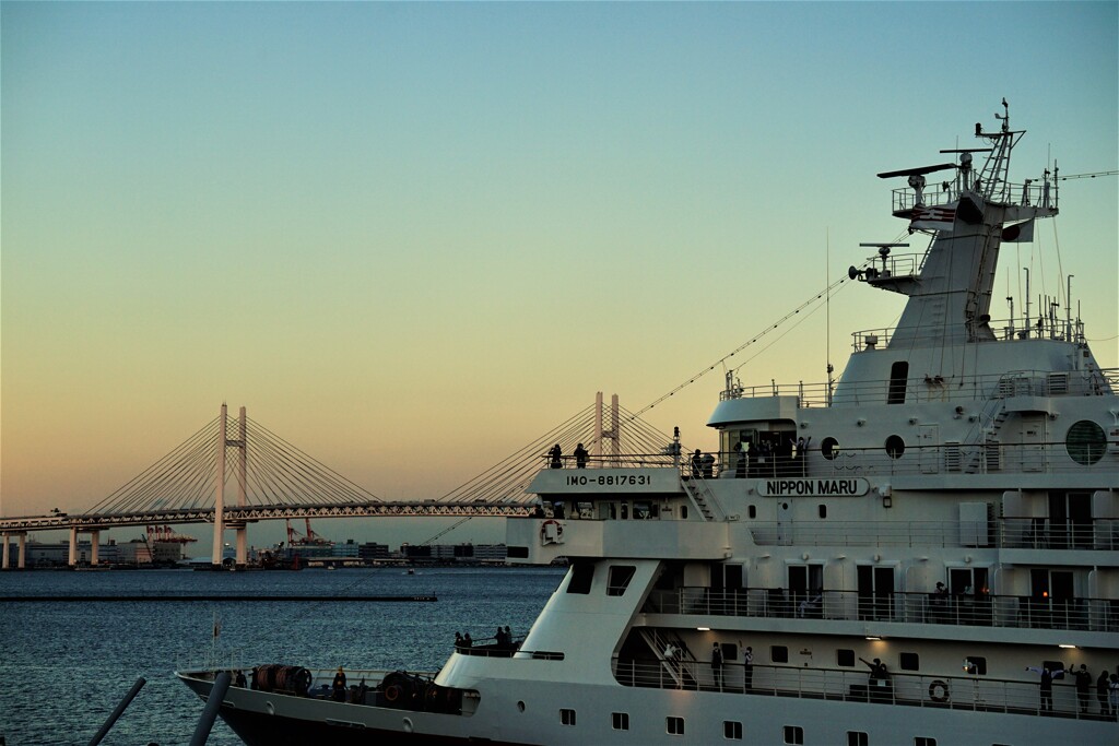 日本丸　出航　１