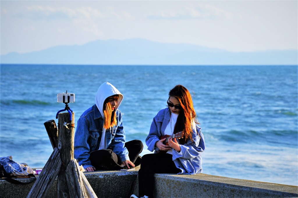 亜麻色の長い髪