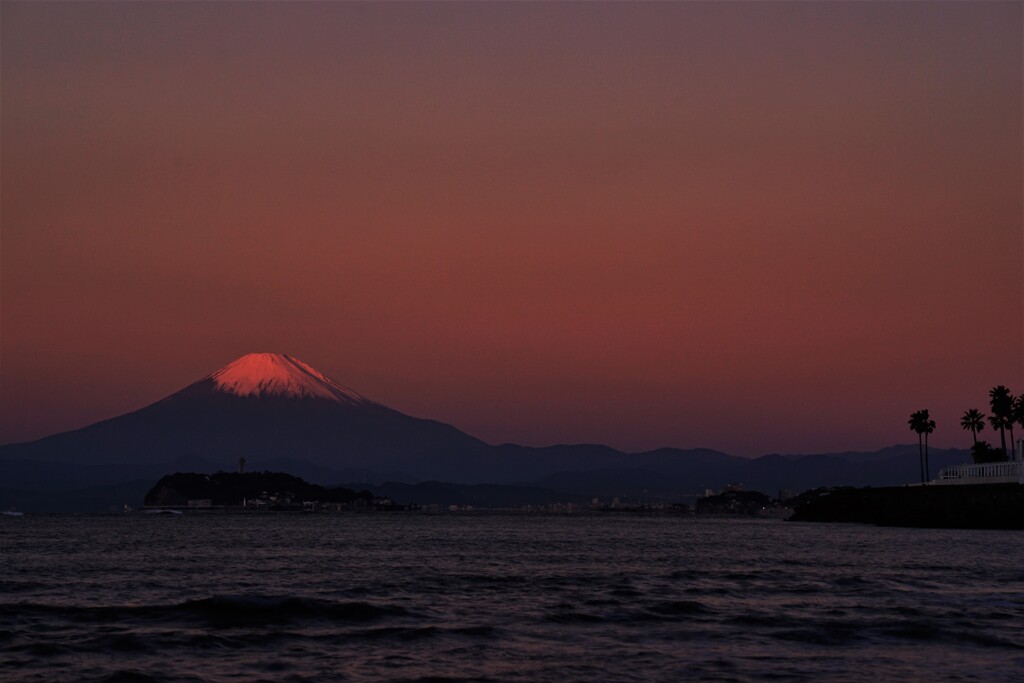 逗子マリーナの夜明け