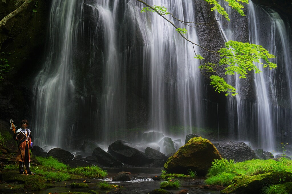 雷神登場