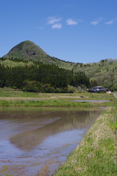 戸神山