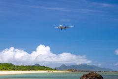 石垣空港へのランディング