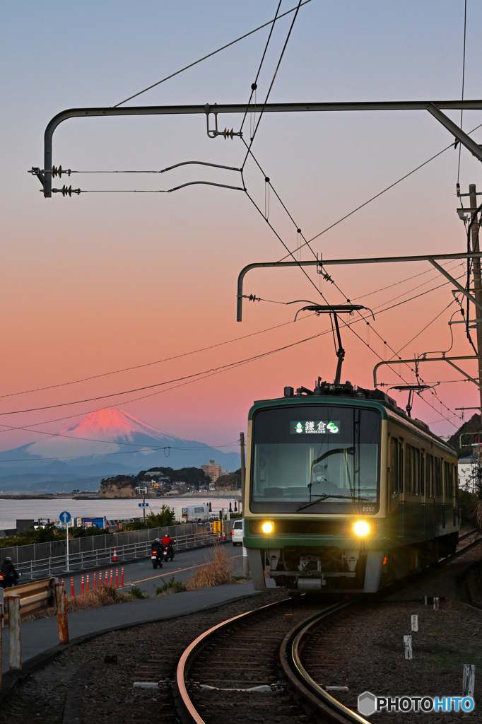 朝陽に染まる富士