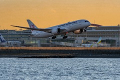 DB6238E0-D939-411E-AA9C-AC465C2FC84A